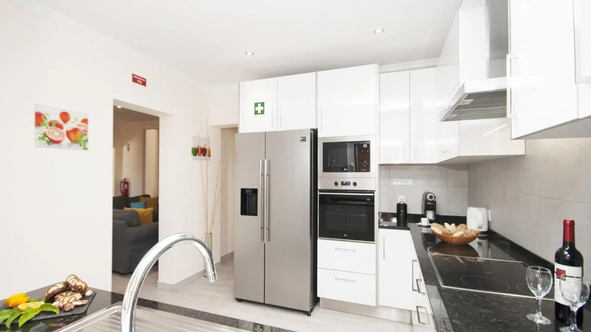 Oustanding Villa With Heatable Pool , Bbq & Wifi Ferreiras